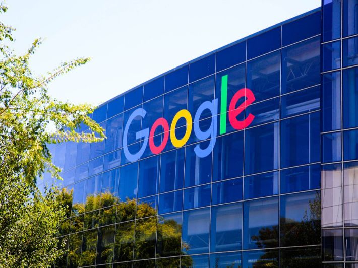 Tras protestar contra un acuerdo con la entidad sionista, Google expulsa a 20 empleados y advierte a otros