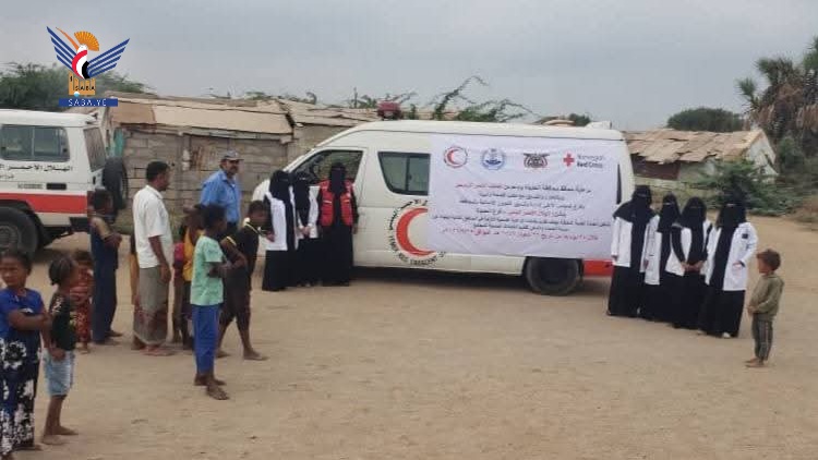 تدشين عيادة طبية متنقلة في الحديدة لتقديم خدمات طبية بالمناطق النائية