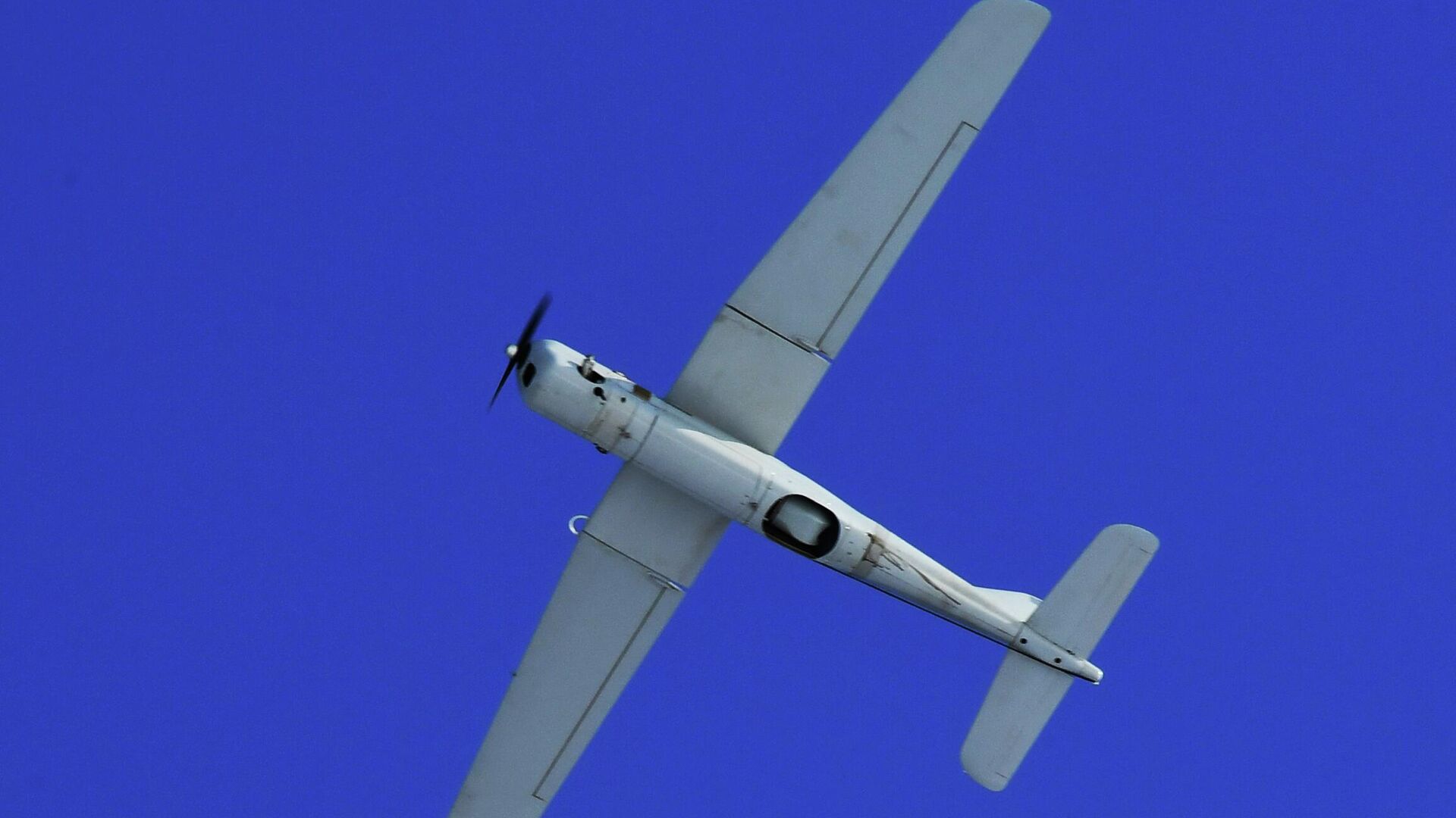 Mysterious UAVs Paralyze New York State Airport