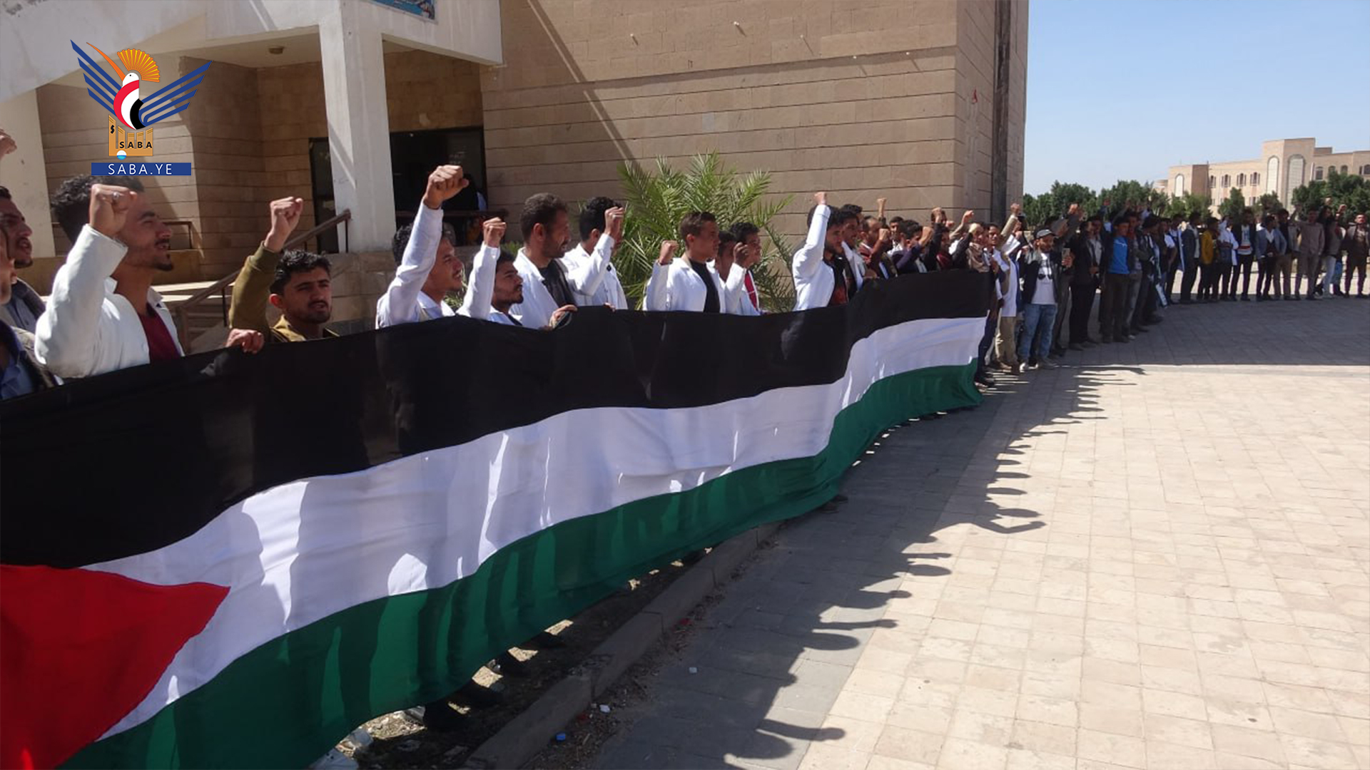 وقفات ومسيرة في ذمار تنديداً بالجرائم الصهيونية في فلسطين