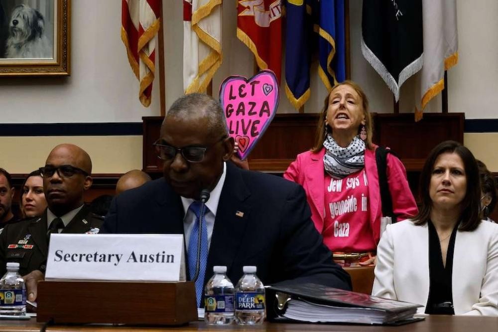 Protesters interrupt War Secretary Senate speech