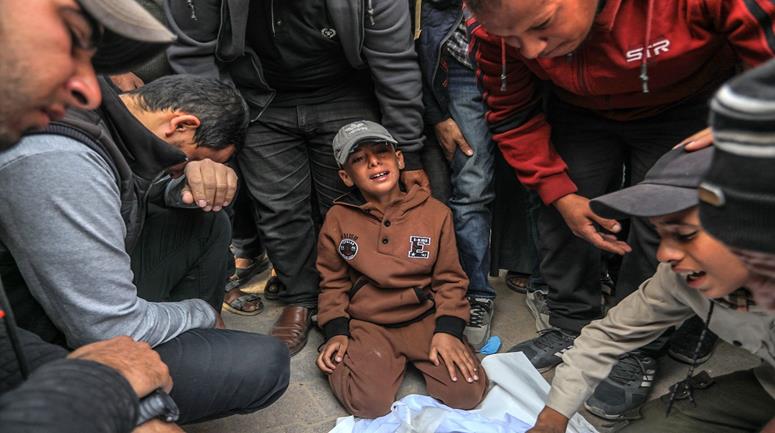 Israel commits carnage in Beit Lahia, many fatalities reported Israel commits carnage in Beit Lahia, many fatalities reported
