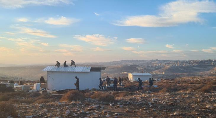 Zionist settlers establish new settlement outpost near Salfit Zionist settlers establish new settlement outpost near Salfit
