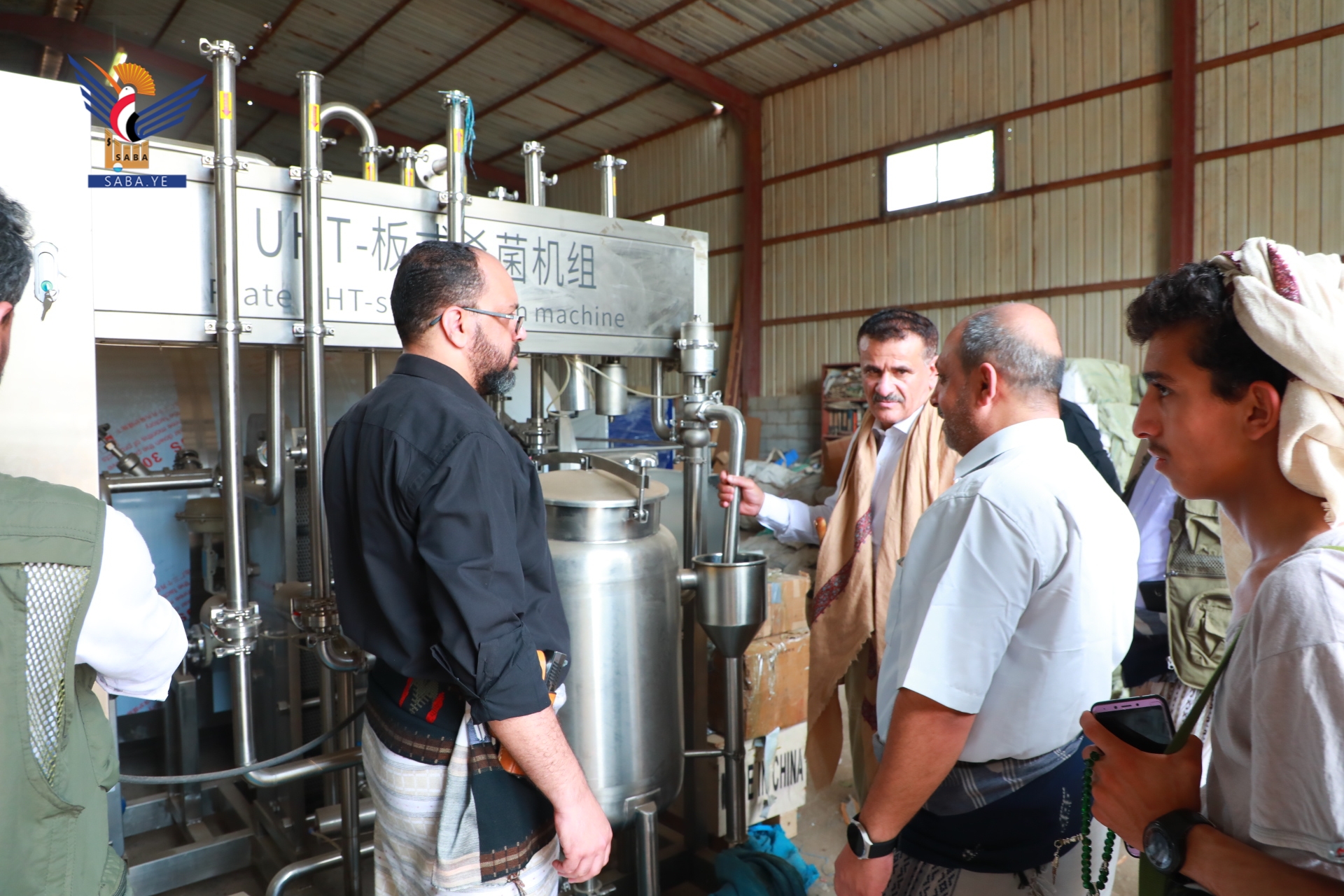 Al-Hamli delivers equipment of dairy factory to Agricultural Cooperative Union