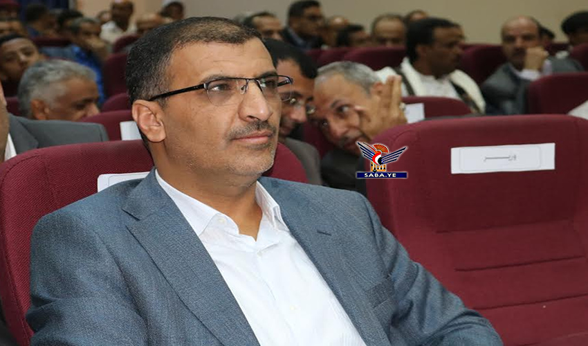 وزير الاتصالات يعزي الرئيس المشاط في استشهاد شقيقه وزير الاتصالات يعزي الرئيس المشاط في استشهاد شقيقه