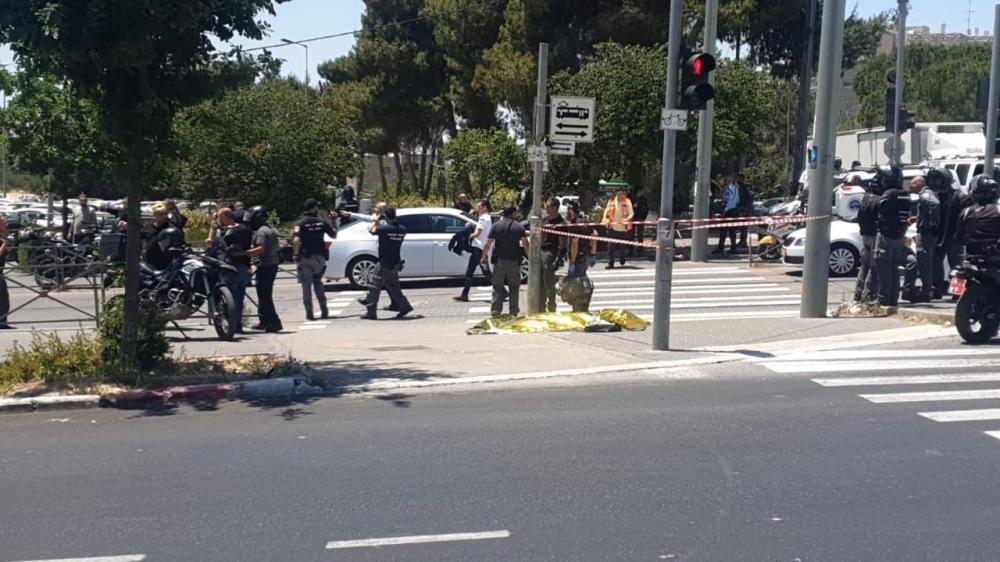Hamas says al-Quds stabbing operation response to Zionist crimes, threats Hamas says al-Quds stabbing operation response to Zionist crimes, threats