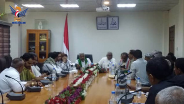 Discussion des propositions concernant les règlements de base du projet de ville résidentielle du 21 septembre pour les pauvres à Hodeidah