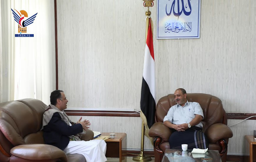 ​Al-Hamali und Al-Sufi diskutieren die Notwendigkeit für Service-Projekte in Hadschah