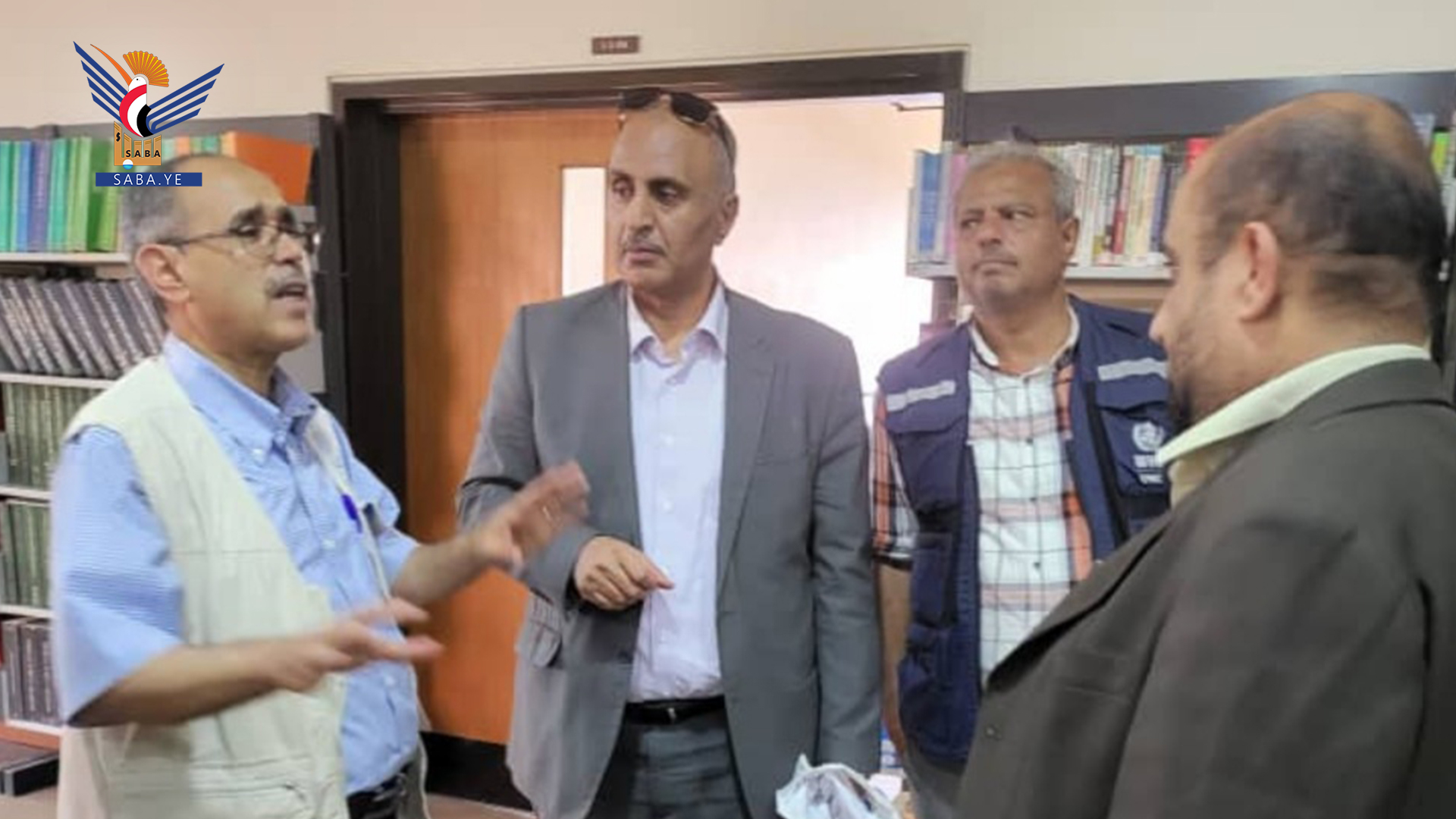 الصحة العالمية تزود مكتبة كلية الطب بجامعة صنعاء بـ70 جهاز حاسوب الصحة العالمية تزود مكتبة كلية الطب بجامعة صنعاء بـ70 جهاز حاسوب