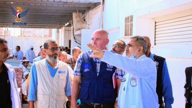 Une délégation de l'OMS examine les besoins de l'Autorité hospitalière al-Thawra à Hodeida