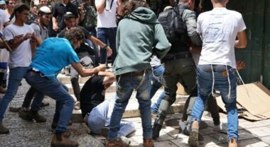 Settlers attack Palestinian, kidnap another eastern Ramallah
