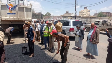 Bürgermeister der Hauptstadt Sanaa weiht die Rehabilitierung der durch Regenfälle beschädigten Straßen ein