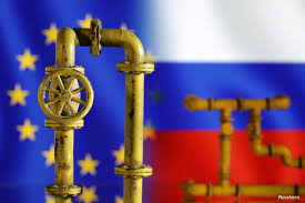 سياسي فرنسي: شراء الغاز الأمريكي كبديل عن الروسي يدمر الصناعة في بلادنا