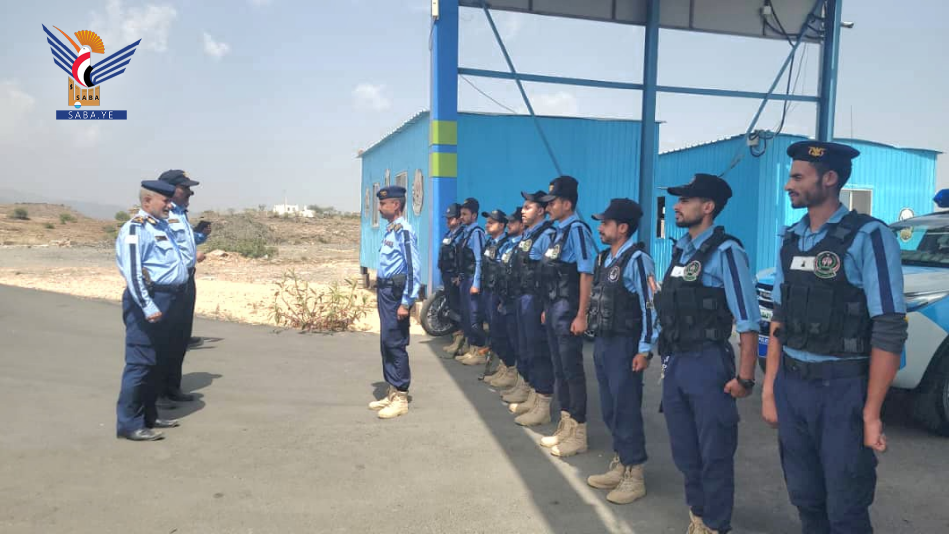 زيارات عيدية لشرطة مرور الطرق في الخطوط الطويلة