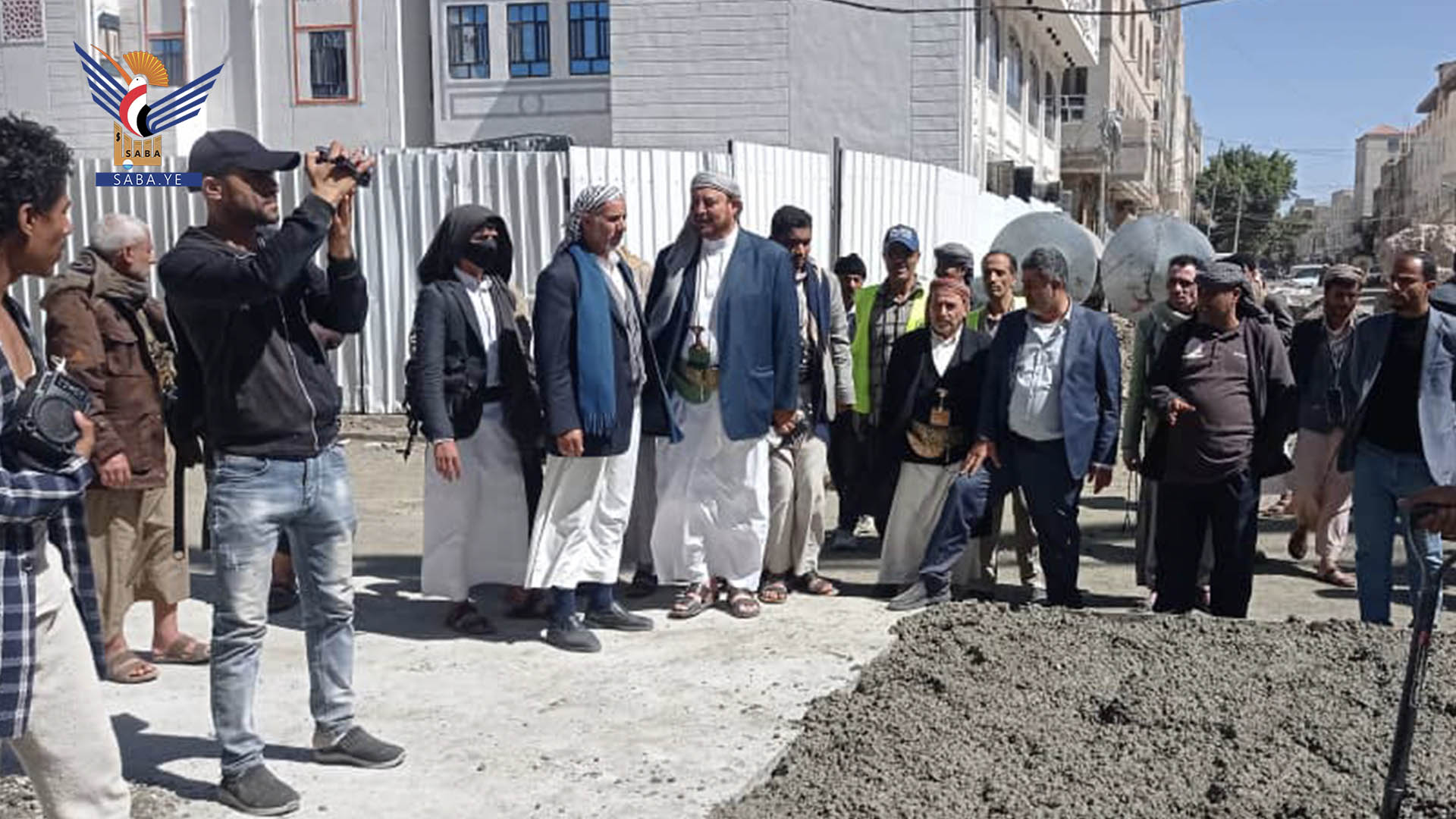 First Deputy Prime Minister inspects work on maintenance project of Street 16 in Al-Sab’een District First Deputy Prime Minister inspects work on maintenance project of Street 16 in Al-Sab’een District