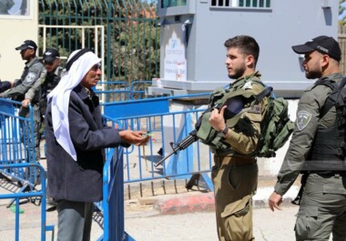 Zionist enemy forces attack & brutally arrest Palestinian elderly
