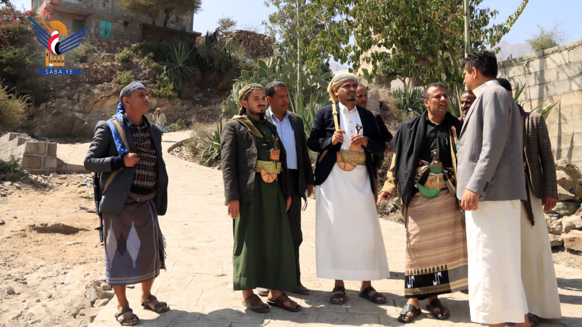 Le gouverneur de Taiz inspecte les projets d'initiatives communautaires avec la patience d'Al-Mawadim et d'Al-Misrakh