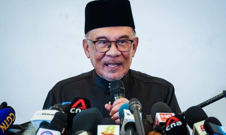 رئيس الوزراء الماليزي: مشكلة الملاحة البحرية لم تبدأ مع اليمن بل مع العدوان على غزة