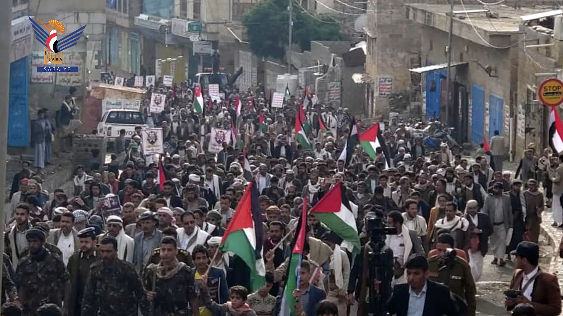 مسيرة بالمحويت دعماً لصمود الشعب الفلسطيني وتأييدا لقرارات القيادة