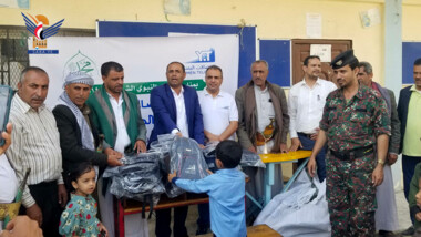 Telecom Hajjah distributes school bags in Prophet's Birthday honor