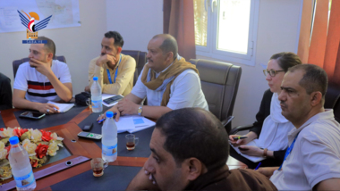 Diskussion des Notbedarfsplans für die Betroffen von den sintflutartigen Regenfällen in Hodeidah