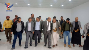 افتتاح مشروع إنشاء قاعات دراسية في كلية الطب البيطري بجامعة صنعاء