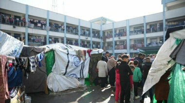 Observatoire euro-méditerranéen : Les forces ennemies envahissent les écoles pour personnes déplacées à Gaza