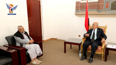 PM meets General Manager Gas Company