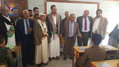 Parlamentssprecher inspiziert Sommerkurse und Schulprüfungen der Hauptstadt Sana'a