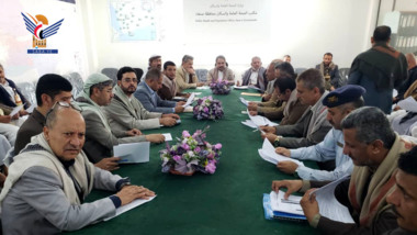 Sana'a province Executive discusses topics related to developing institutional performance