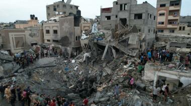 Am 200. Tag der Aggression gegen Gaza: Märtyrer und Verwundete bei Bombenangriffen auf verschiedene Gebiete