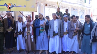 Salah, Al-Masawi und Al-Shagdari inspizieren die Bedingungen der Kämpfer an der Front von Taiz