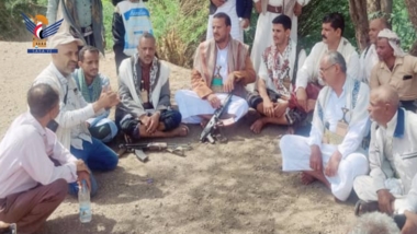 مناقشة تسهيل تنفيذ مشروع دعم مربي الثروة الحيوانية بمديرية التعزية في تعز