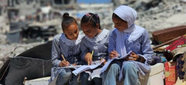 UNRWA: Etwa 260.000 palästinensische Kinder in Gaza nahmen an einem Fernunterrichtsprogramm teil