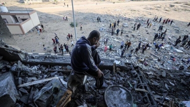لجان المقاومة في فلسطين تحمل الإدارة الأمريكية مسؤولية جريمة إبادة الجائعين في غزة