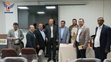 Inspezierung der kostenlosen Wohltätigkeitstage für Herzpatienten im Kuwait Hospital an