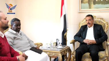 Minister of Foreign Affairs, Emigrants meets Country Director of CARE International