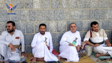 Treffen im Distrikt Bani Qais in Hadschah zur Besprecung der Stärkung der Kooperations- und Entwicklungsarbeit