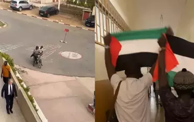 طلاب جامعة 