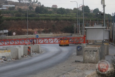 Enemy isolates Hebron & closes all roads leading to main streets
