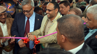 Le président Al-Mashat inaugure l'exposition du café de Sana'a et le festival de commercialisation du café à Sana'a