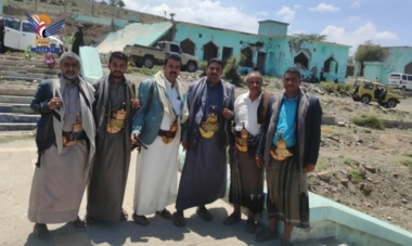 Tourismusminister besucht eine Reihe von touristischen und historischen Sehenswürdigkeiten in Taiz
