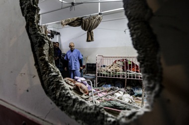 Nasser Medical Complex announces suspension of health services