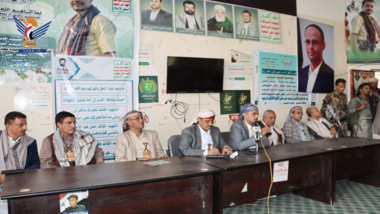Une réunion à Taiz, dirigée par membre du CPS, discute des besoins de Samea, Taiz, des projets