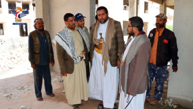 Al-Sufi et Al-Hadi inspectent le projet de construction d'un complexe gouvernemental à Sanaa