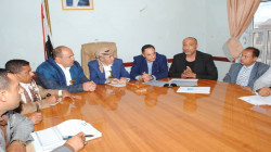 مناقشة إجراءات مواجهة فيروس كورونا بمحافظة إب