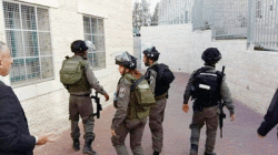 قوات الاحتلال تعتقل أربعة فلسطينيين في رام الله