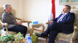 وزير الخارجية يلتقي منسقة الشؤون الإنسانية لدى اليمن