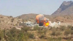 Aggressionsluftwaffe fliegt 6 Luftangriffe auf verschiedenen Gebieten von Marib und Nehm an