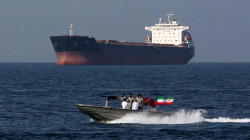 إيران تبعث برسائل تحذير بعد تهديد أمريكا بشأن ناقلات النفط